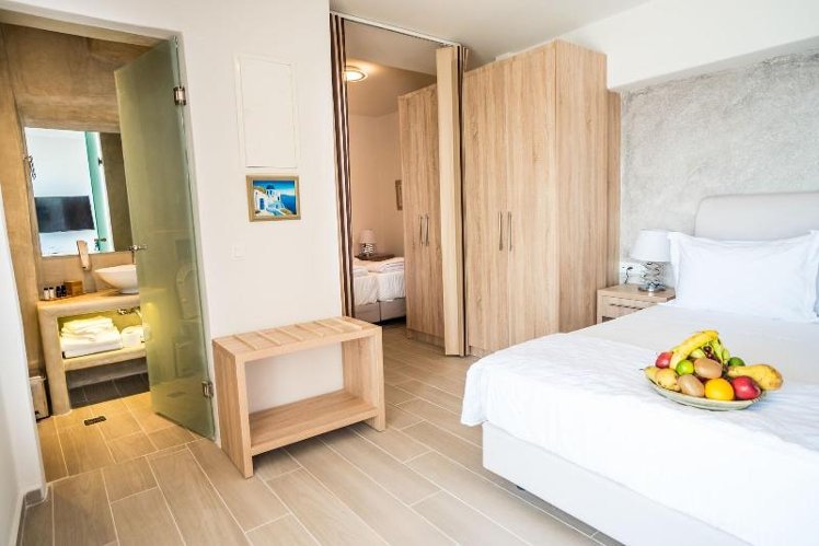 SUITE DELUXE SEA VIEW Room