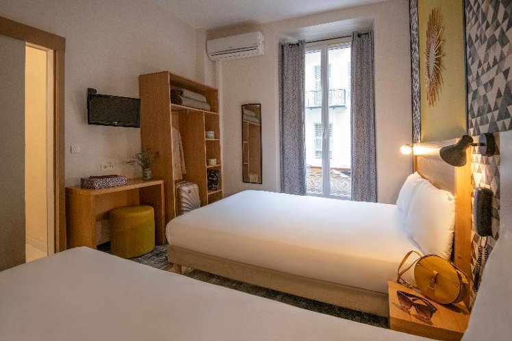 TWIN STANDARD Room