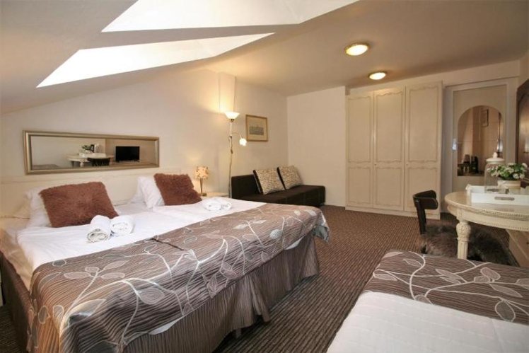 APARTMENT CAPACITY 4 Room