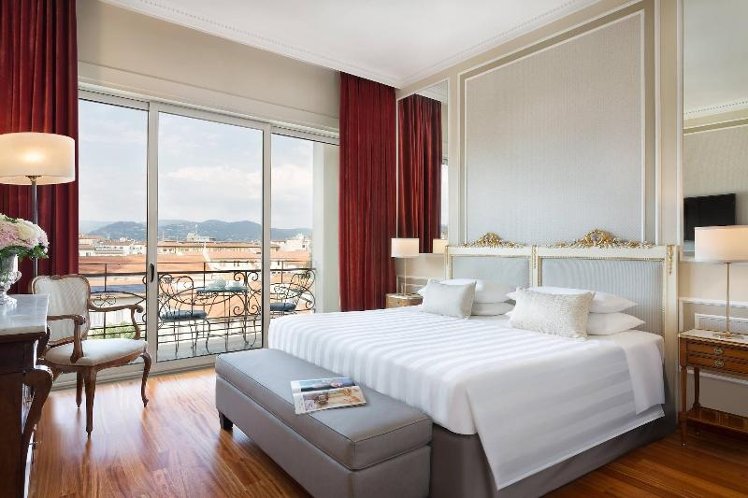 SUITE KING BED NON SMOKING Room