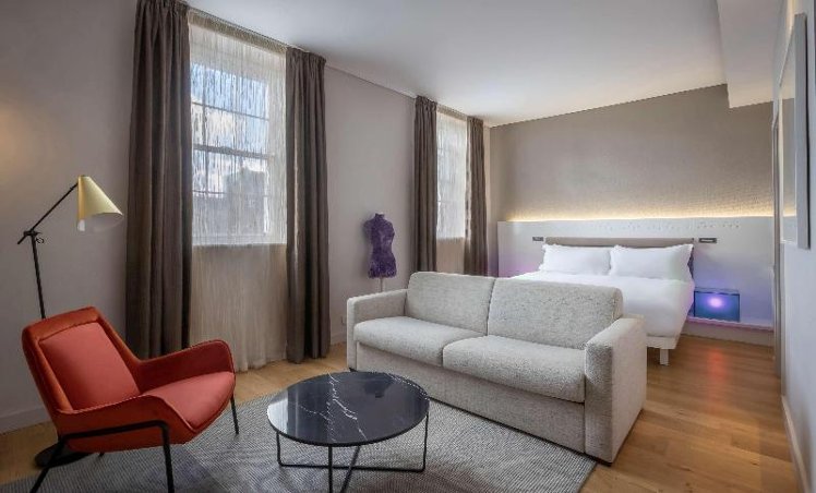 TWIN DELUXE Room