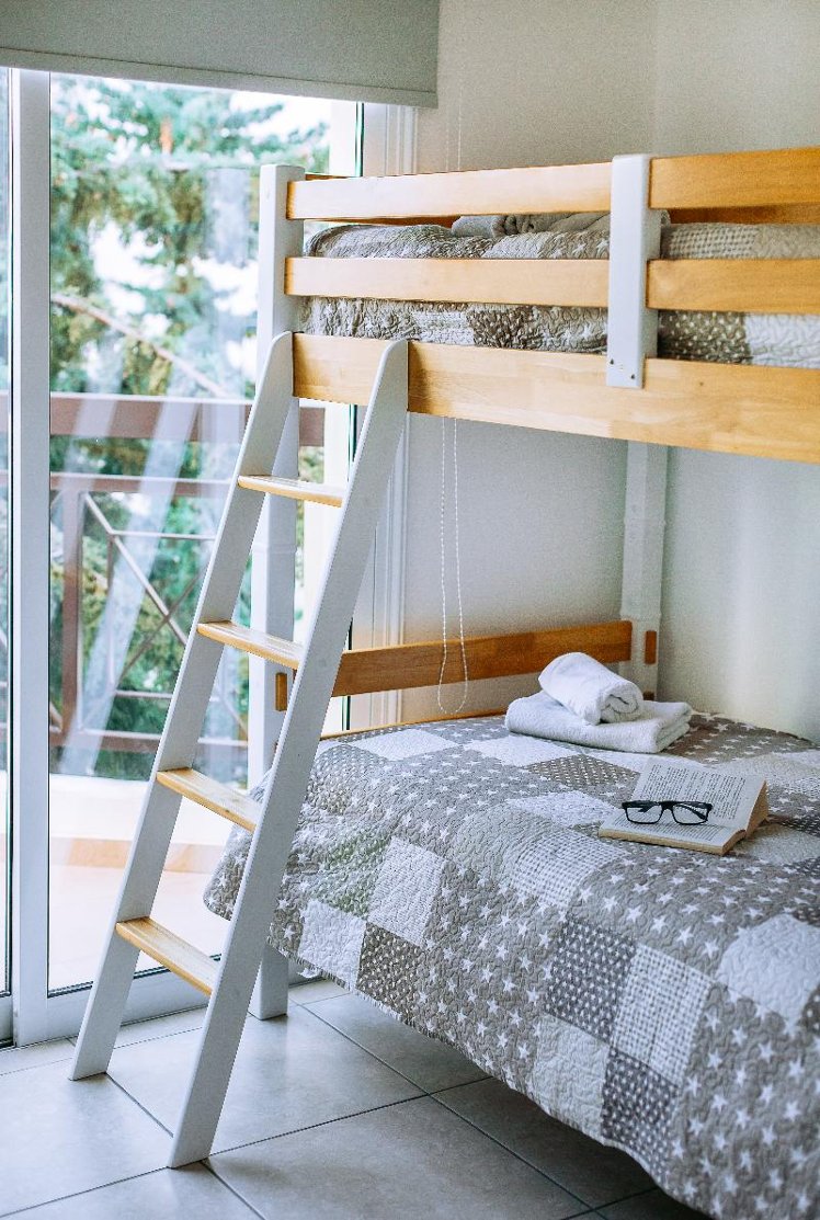 APARTMENT TWO BEDROOMS ONE BATHROOM Room