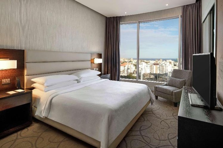 SUITE KING SIZE BED Room