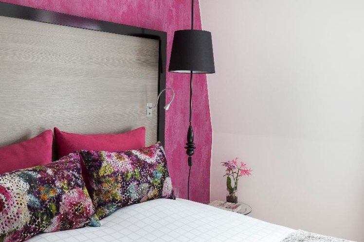 SINGLE DELUXE Room