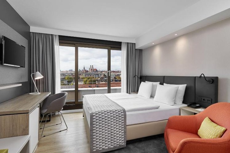 DOUBLE CITY VIEW KING BED Room