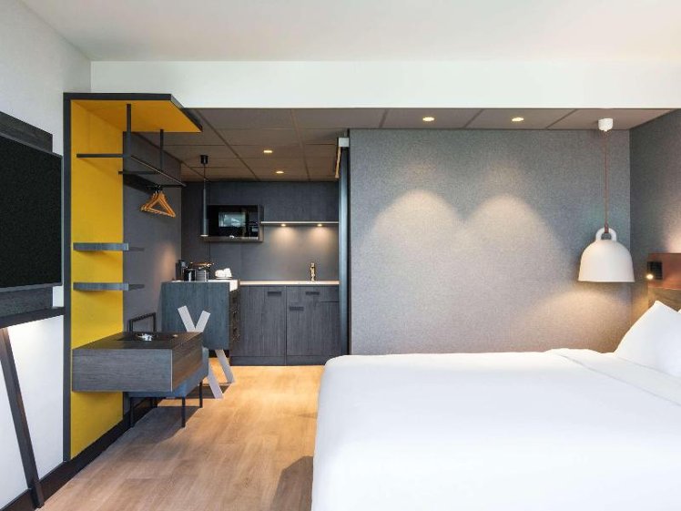 DOUBLE STANDARD Room