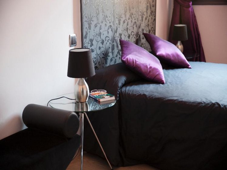 DOUBLE STANDARD Room
