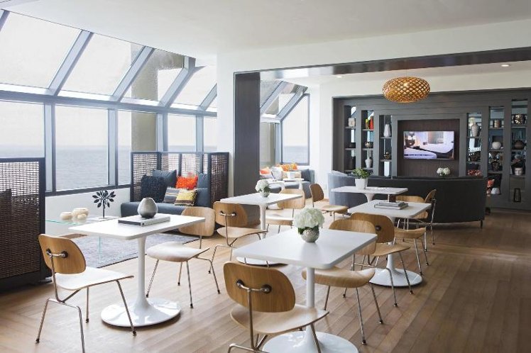 DOUBLE CLUB Room