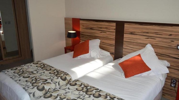 STUDIO TWO BEDS Room