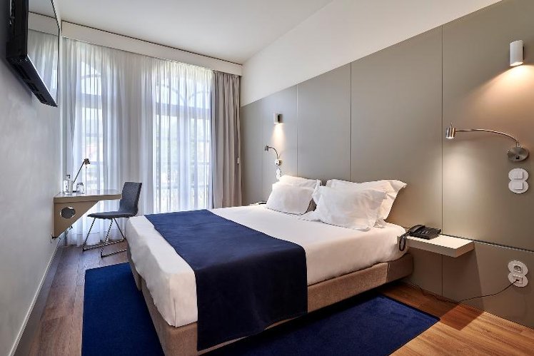 Double or Twin RIVER VIEW Room