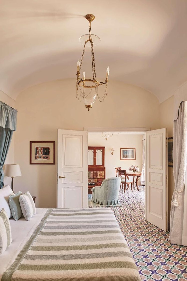 SUITE DELUXE Room