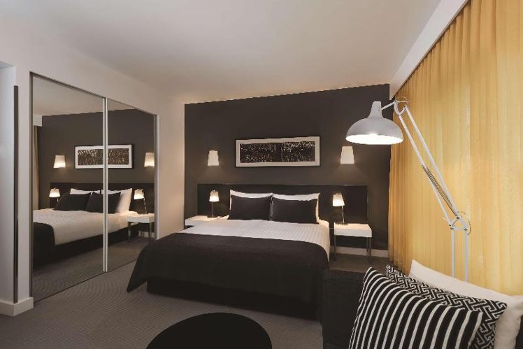 DOUBLE STANDARD Room