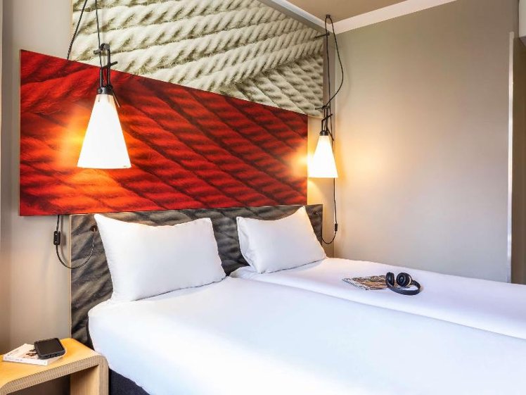 TWIN STANDARD Room