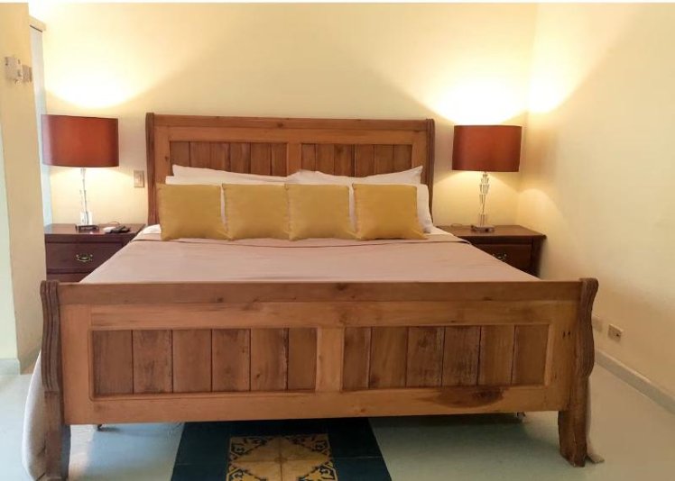 SUITE KING SIZE BED Room