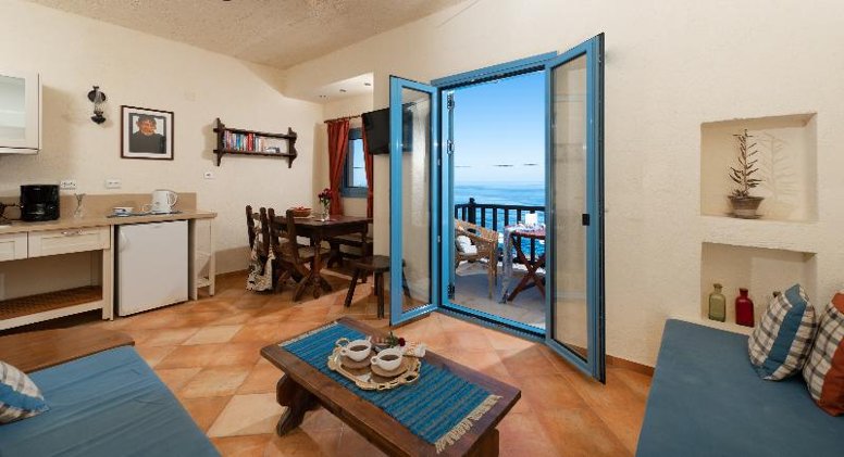 APARTMENT SUPERIOR SEA FRONT Room