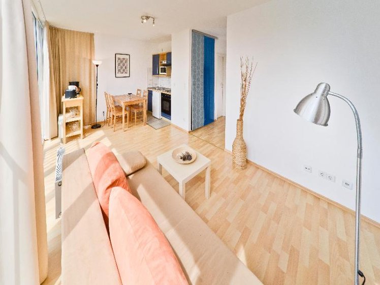 STUDIO CAPACITY 4 Room