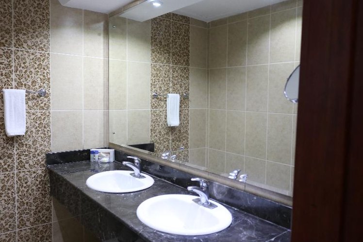 SINGLE STANDARD Room