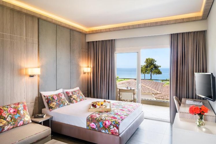 DOUBLE DELUXE SEA VIEW Room