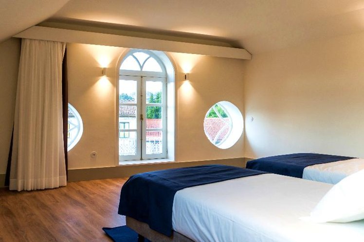 Double or Twin DELUXE Room