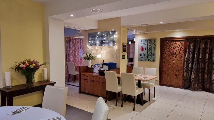Park City Grand Plaza Kensington Hotel
