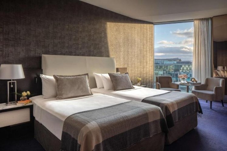 DOUBLE SINGLE USE PREMIUM Room