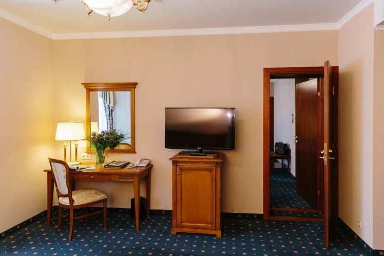 Grand Hotel Emerald