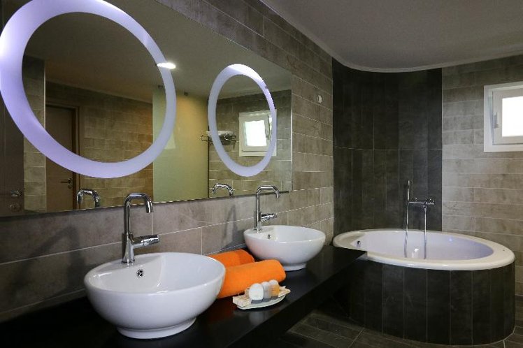 SUITE WITH PRIVATE POOL Room