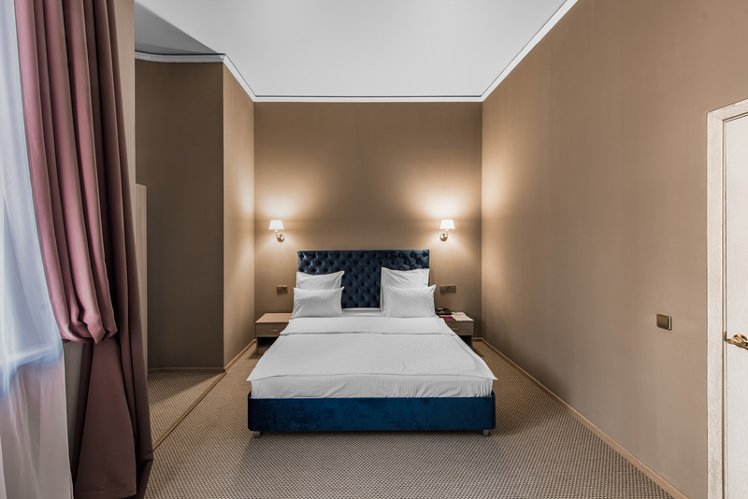DOUBLE SINGLE USE STANDARD Room