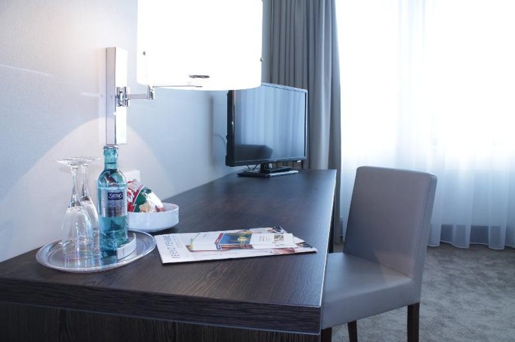 DOUBLE SUPERIOR Room