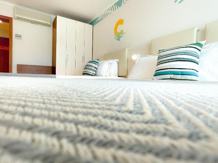 TRIPLE WITH DOUBLE BED Room