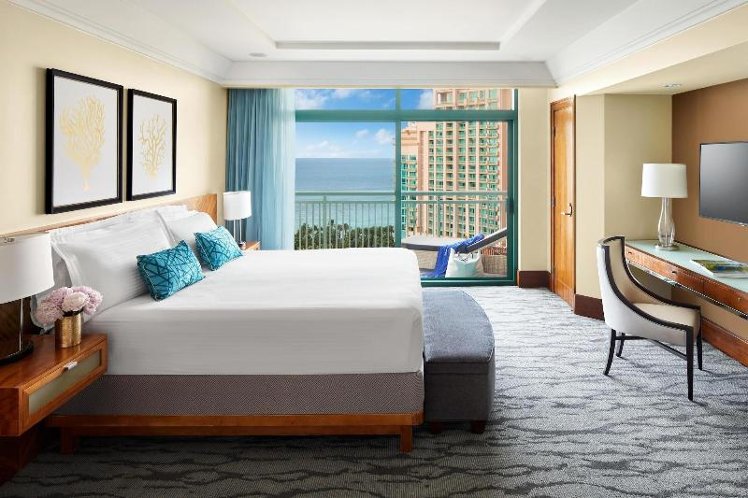 DOUBLE KING SIZE BED Room