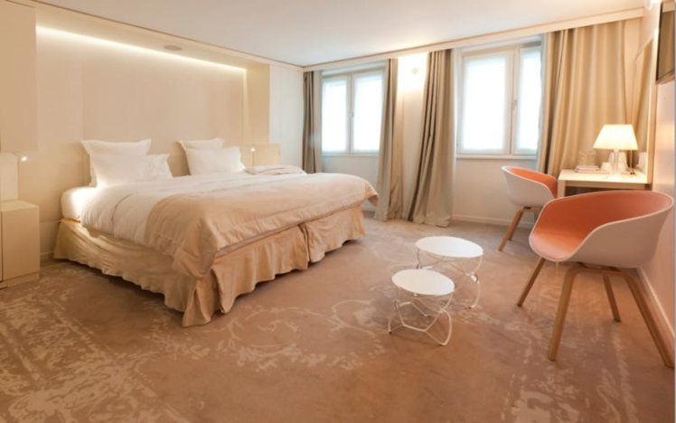 DOUBLE STANDARD Room