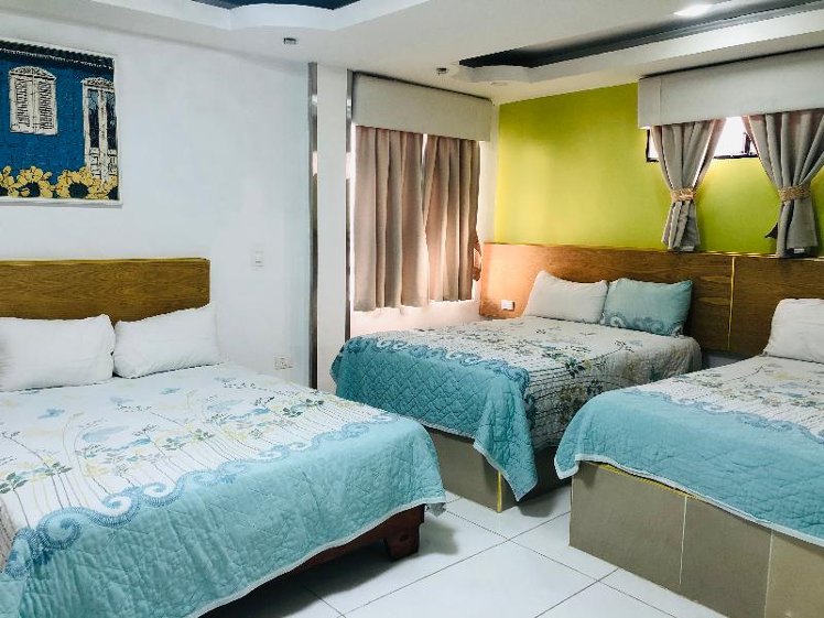 Room THREE BEDS Room