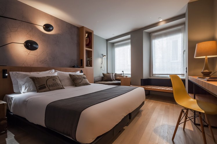 DOUBLE SUPERIOR Room
