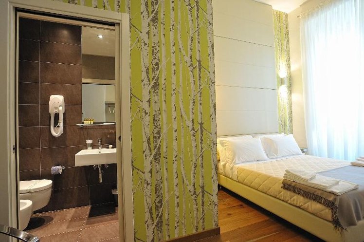 DOUBLE WITH VIEWS Room