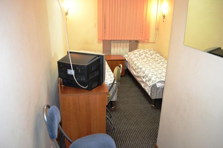 SINGLE STANDARD Room