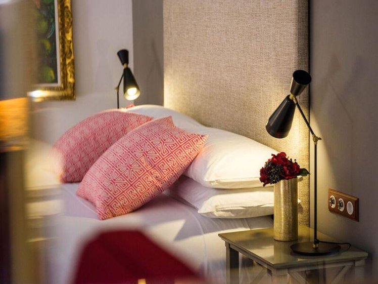 JUNIOR SUITE STANDARD Room