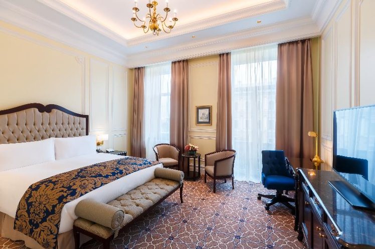DOUBLE STANDARD Room