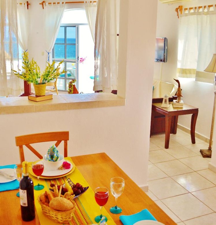 SUITE PARTIAL OCEAN VIEW Room
