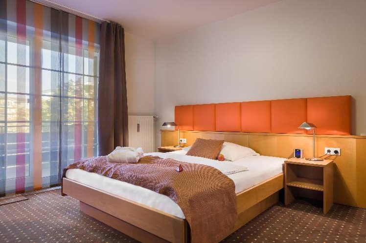 SINGLE SUPERIOR Room