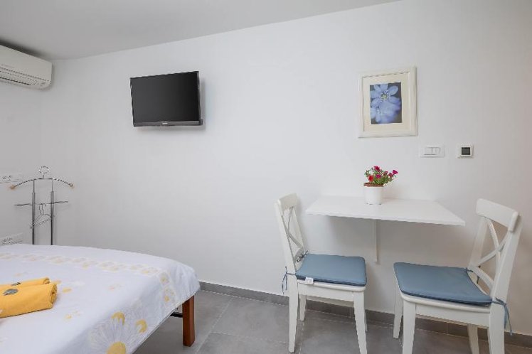 DOUBLE STANDARD Room