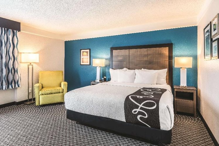 DOUBLE KING BED NON SMOKING Room