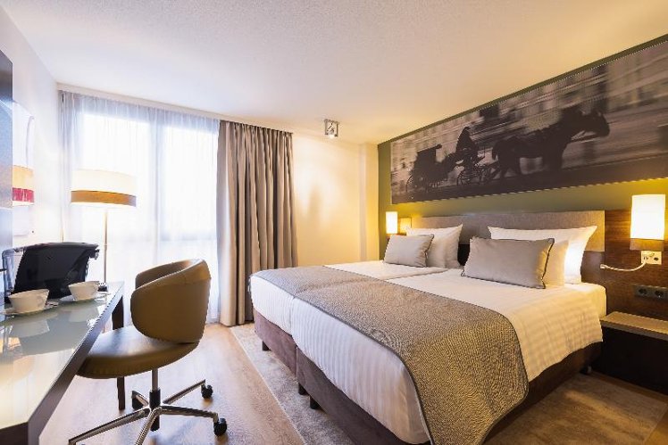 DOUBLE SUPERIOR Room
