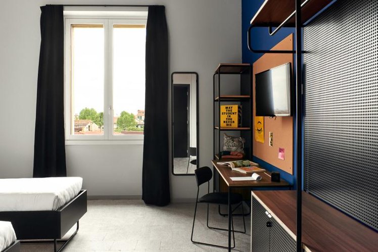 TWIN DELUXE Room