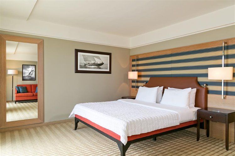 Le Meridien Lav Hotel