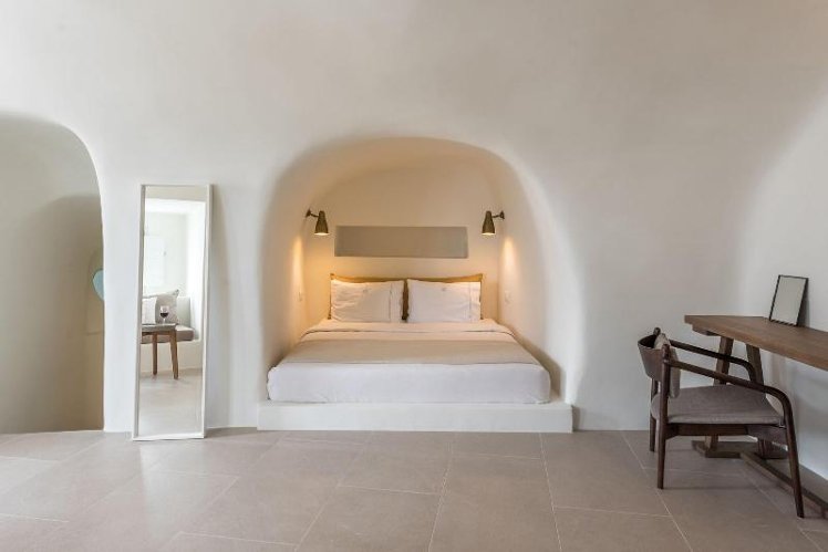 CAVE SEA VIEW ONE BEDROOM Room
