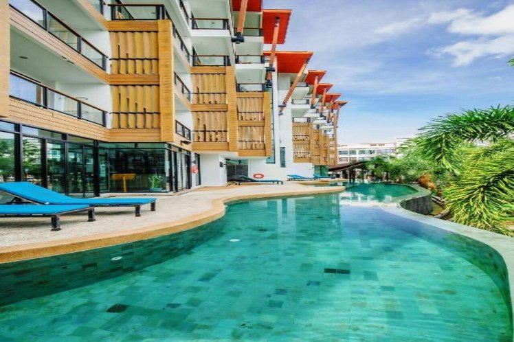 The Lunar Patong