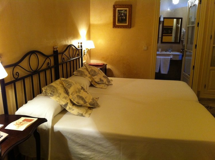 Double or Twin STANDARD Room