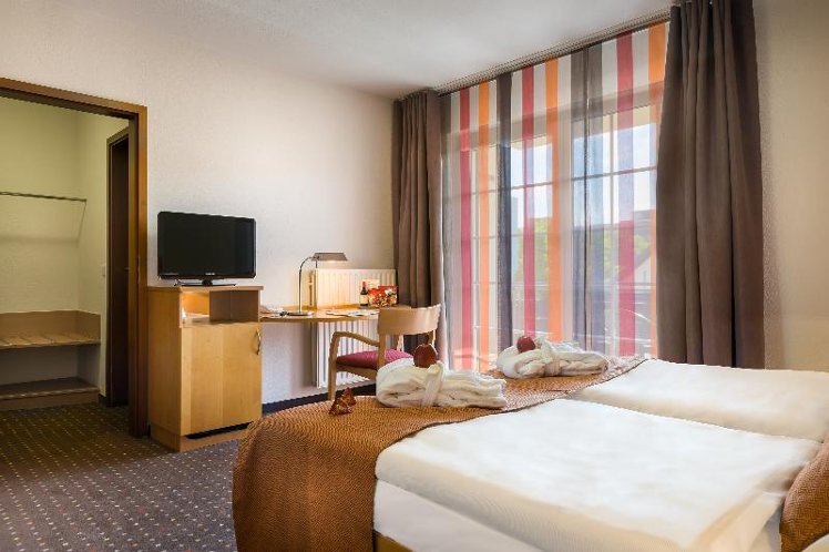 DOUBLE SUPERIOR Room