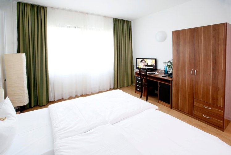 Double or Twin COMFORT Room